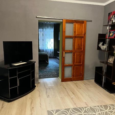 Apartment On Stefanyka 42/5 Beregszász Kültér fotó